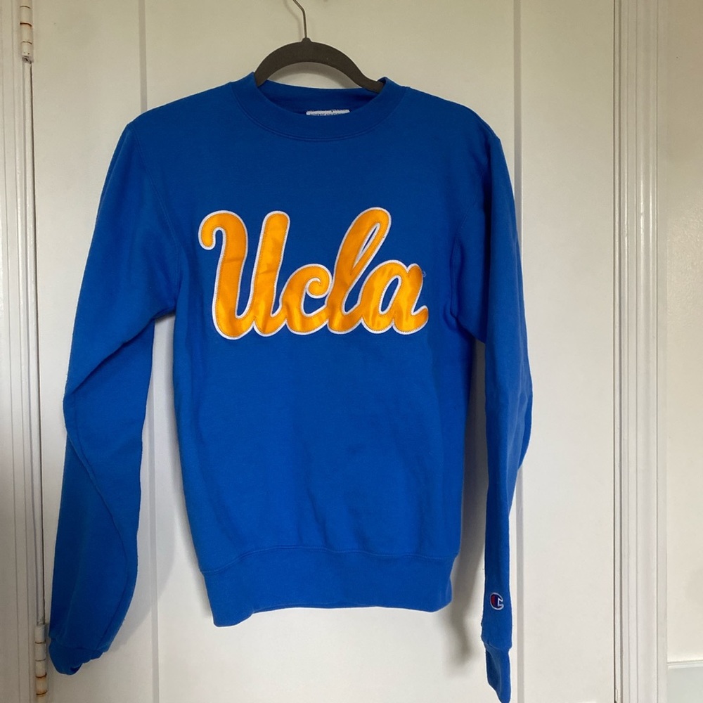 UCLA sweatshirt/crew neck